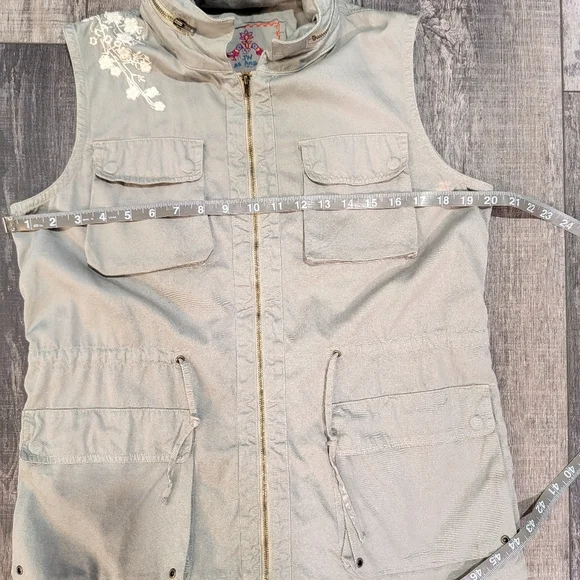 Johnny Was Gray Sleeveless Utility Jacket Sz M - Picture 8 of 11